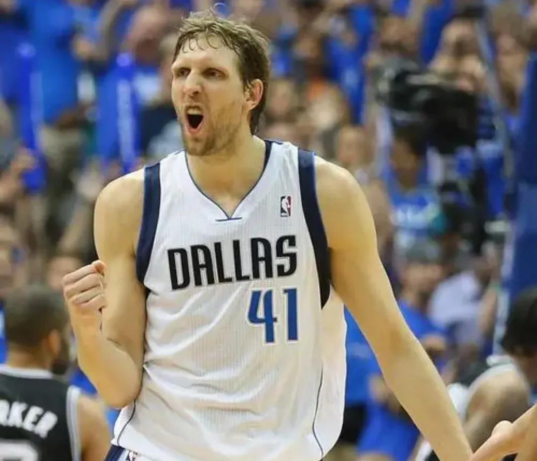 前锋排名前十名,前锋排名前十名篮球