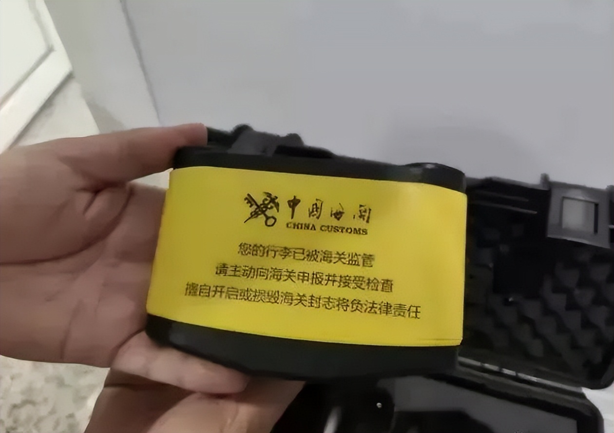 留学生回国被海关查验,留学生进美国海关被清查