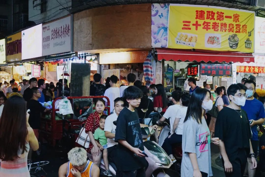 瀹炰笉鐩哥瀿闈炲父鎯冲康鑻辨枃,瀹炰笉鐩哥瀿涓囧垎鎯冲康