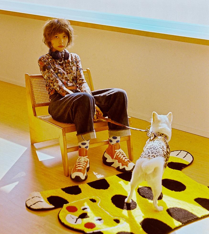 被甲方砸掉饭碗，她靠“最会搞颜色”的淘宝店逆袭，跟山寨杠到底