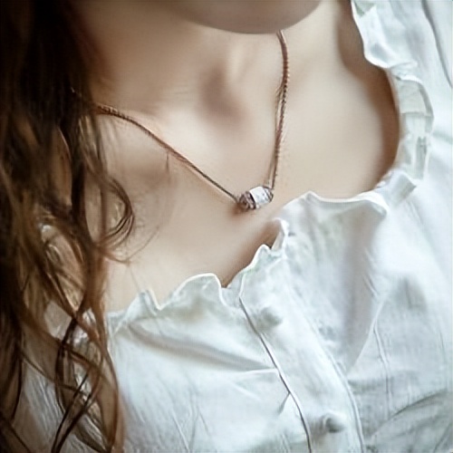 500元左右的奢侈品项链推荐,1000元以下项链品牌