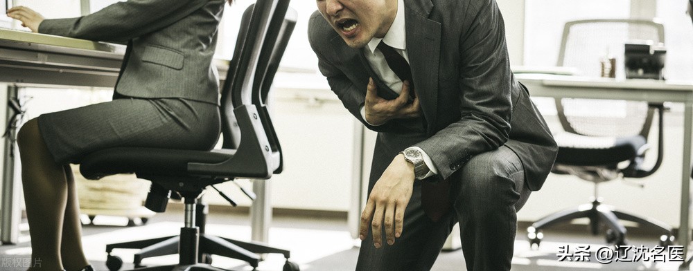 小伙突发胸痛,小伙子突发呼吸困难