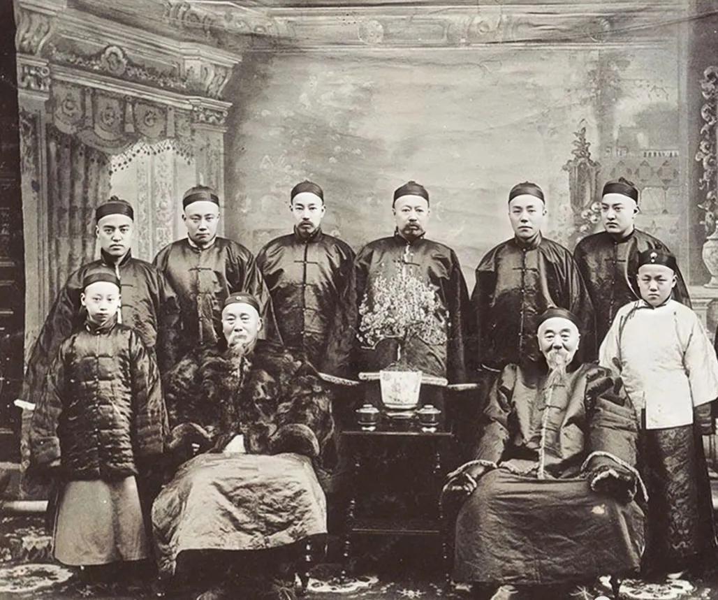 怀旧世界历史真实老照片,32张老照片惊艳了历史