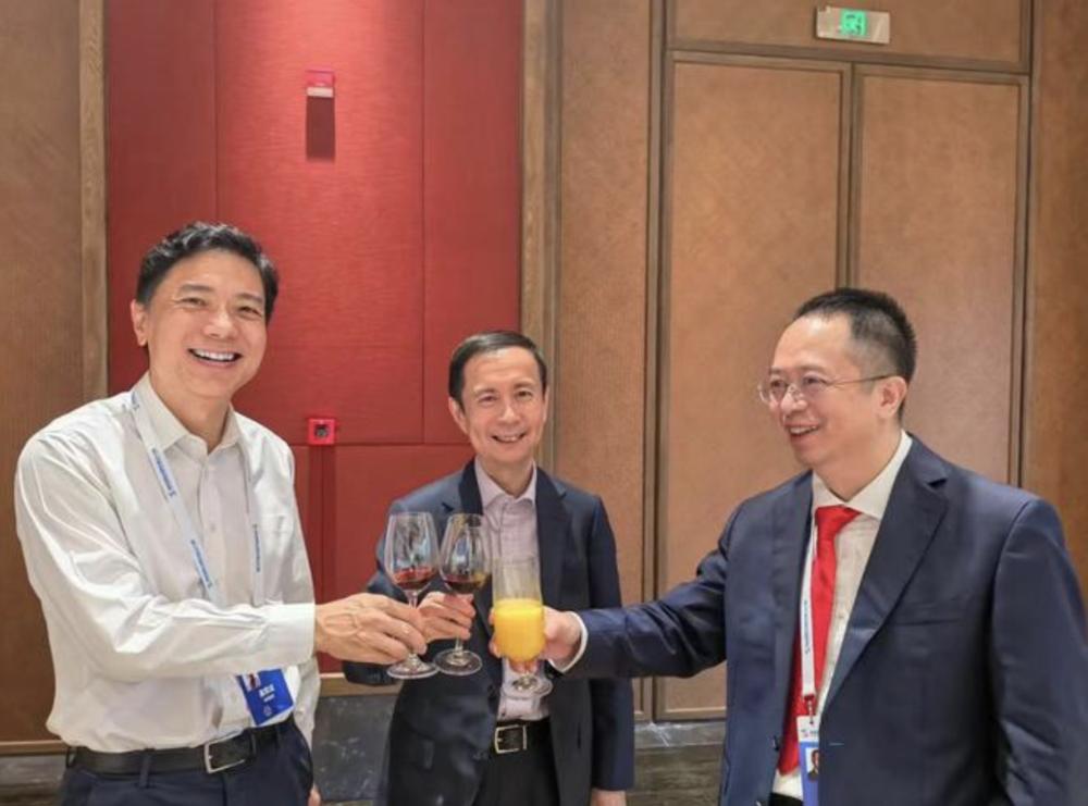 鑳￠敗杩涜禐灏忕背姹借溅,鑳￠敗杩涜瘎灏忕背