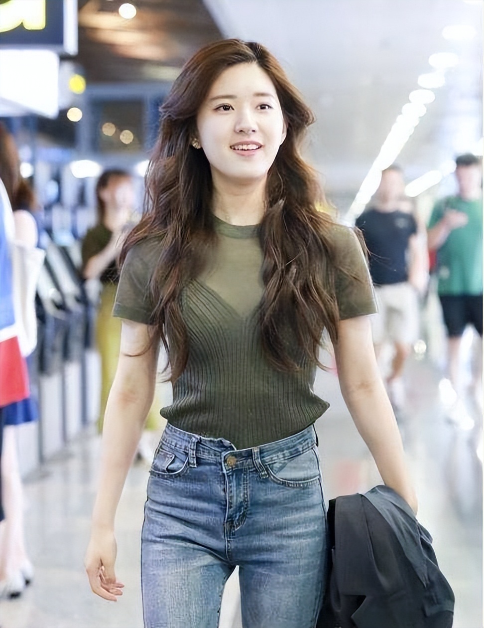 46岁暴瘦30斤的女明星,暴瘦的十位女星