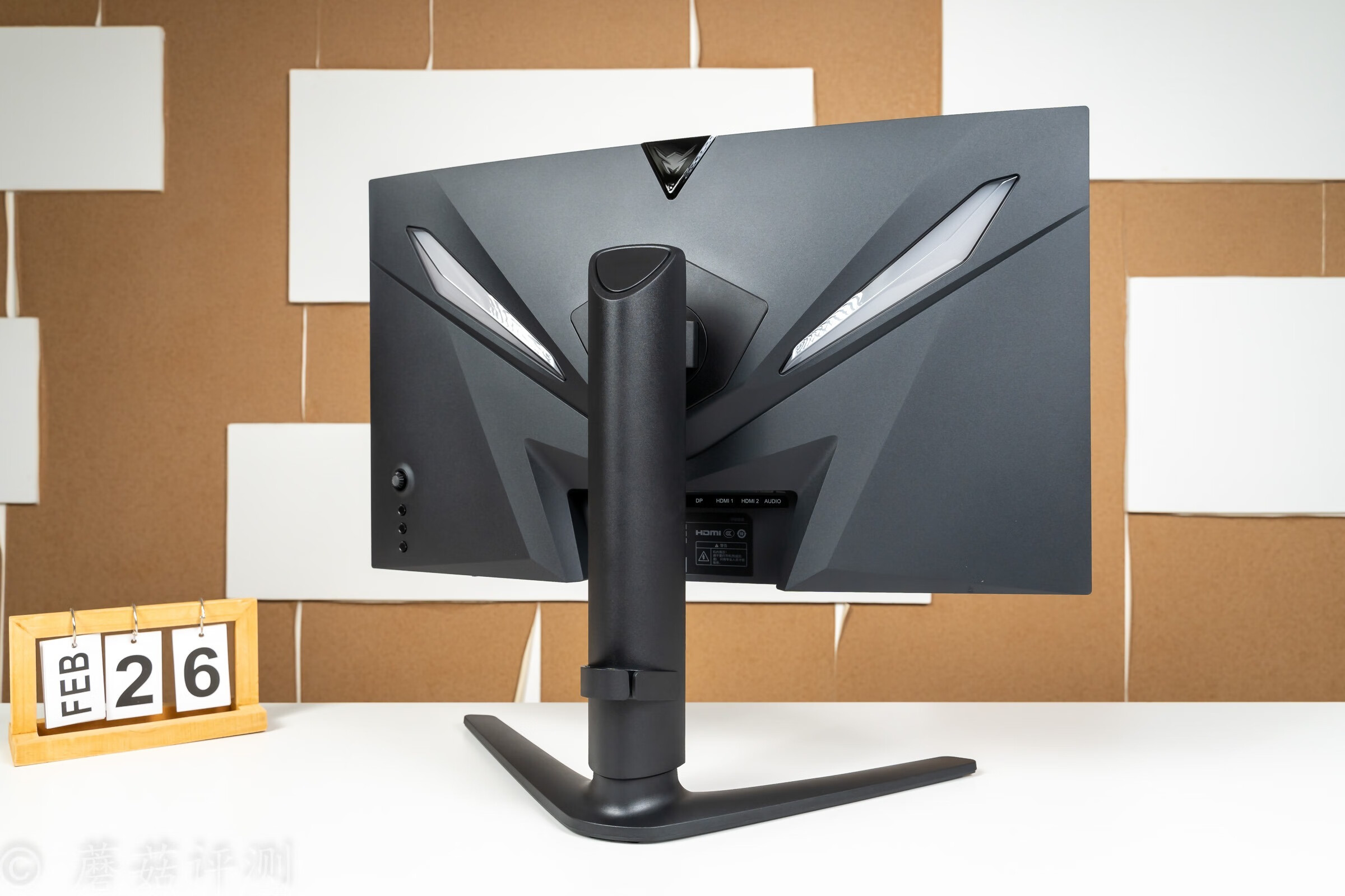 高性价比4K显示器，蚂蚁电竞27英寸NanoIPS4K160Hz显示器N27U评测