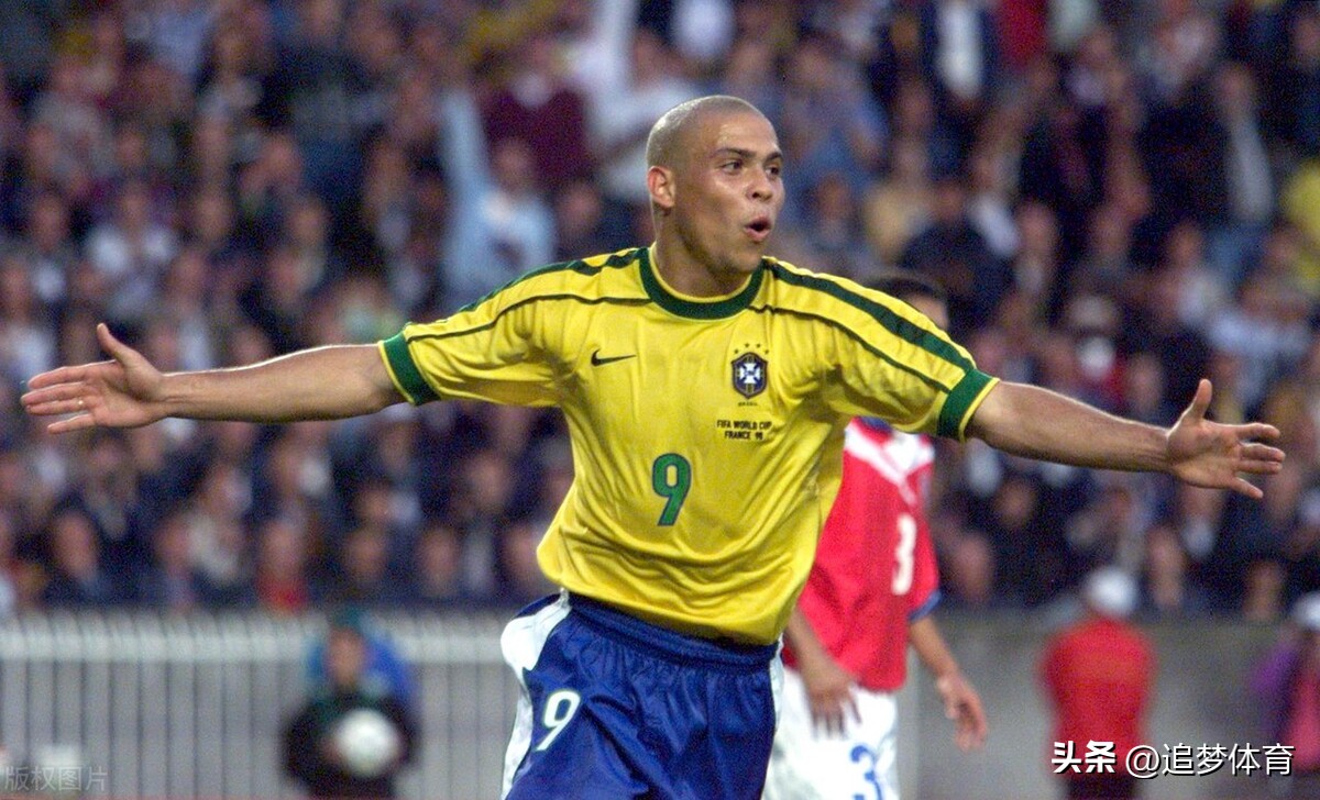 我的足球初恋中文版,我的足球我的世界杯