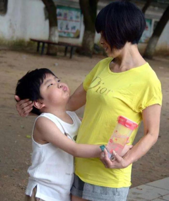 不是一家胜似一家，赵月兰，你都把我们感动哭了