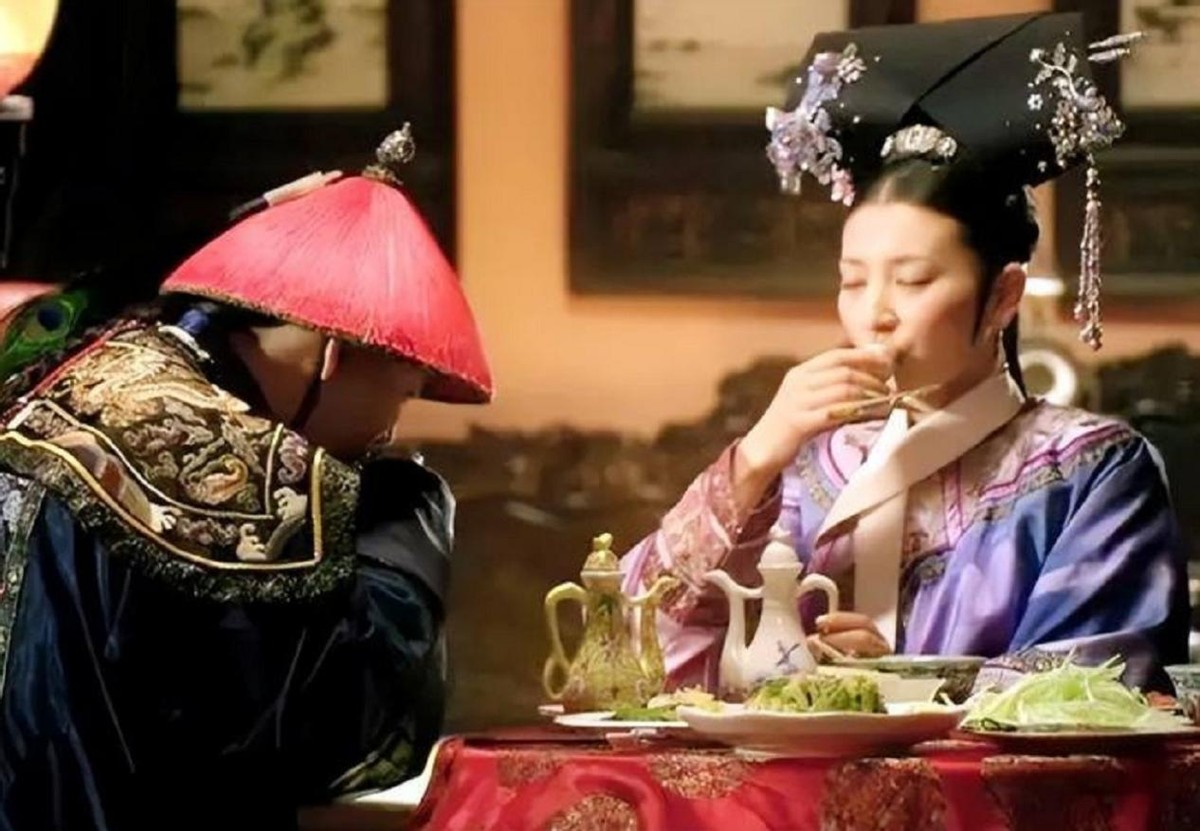 上外一女生杯中疑被男同学投放*情催**药？“女用伟哥”真的存在吗？