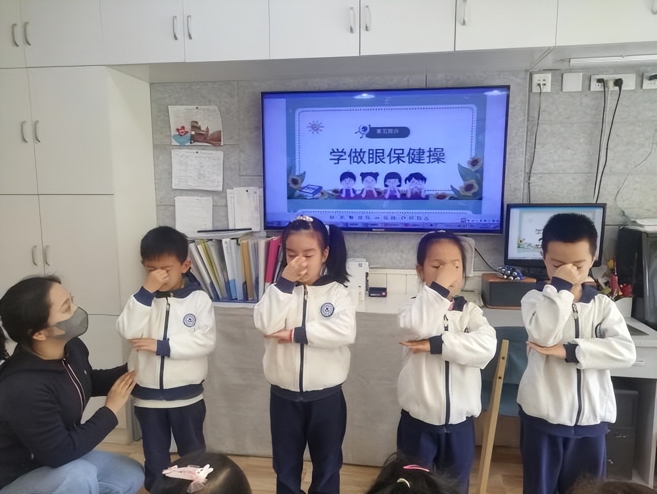 西安视立美视力健康管理,学校儿童青少年近视防控工作情况