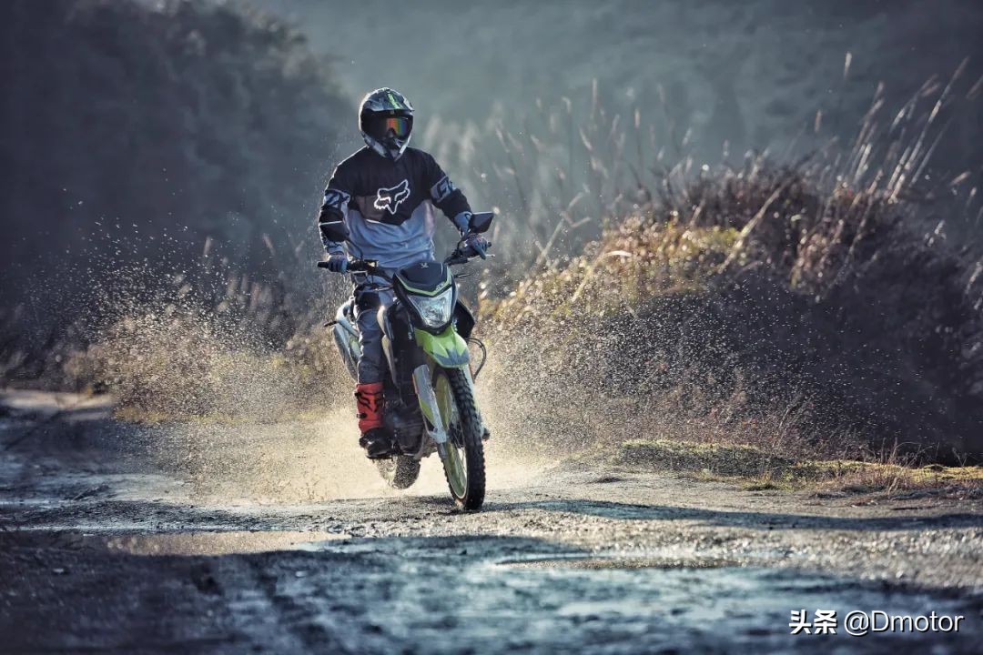 力帆250越野vs宗申沙漠飞狐250x越野,宗申250x越野改街车