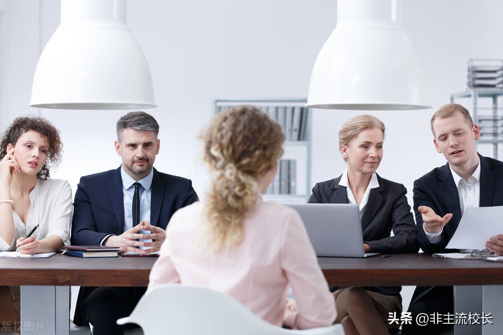 公司内部管理的权力运行机制,公司制定了《干部管理办法》