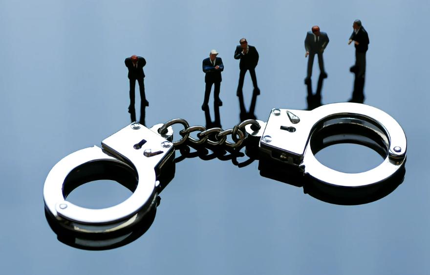 虚拟货币otc判刑案例,虚拟货币交易所otc商家合法么