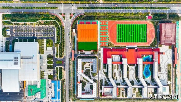 【视频专访】为学生的终身幸福与发展奠基——专访滨州经济技术开发区渤海实验学校校长董宏伟