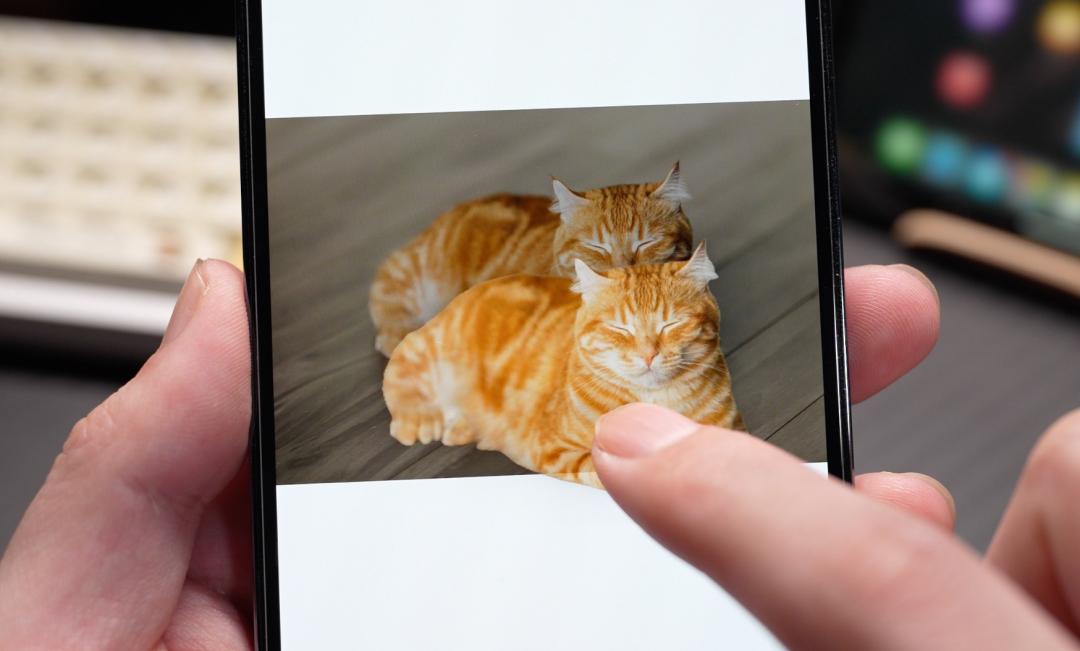 ios16更新后锁屏就黑屏啥也摁不了,ios16更新后锁屏壁纸不明显