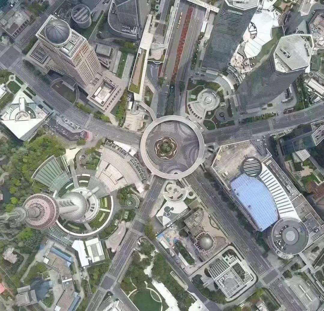 别让地域黑和城市吹“赢麻”了