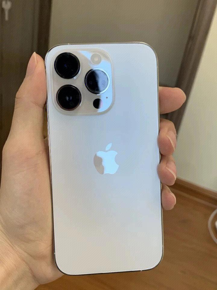 为什么安卓手机会很卡苹果却不会,为什么安卓手机会卡而苹果不会