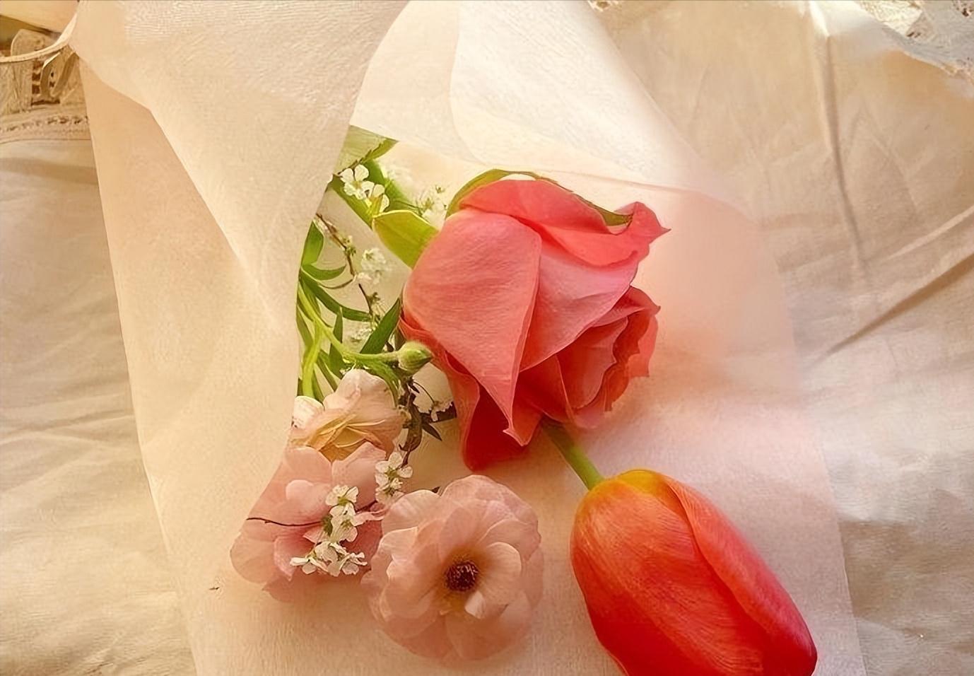 男女在一起有了感情,爱情的感觉怎么产生的