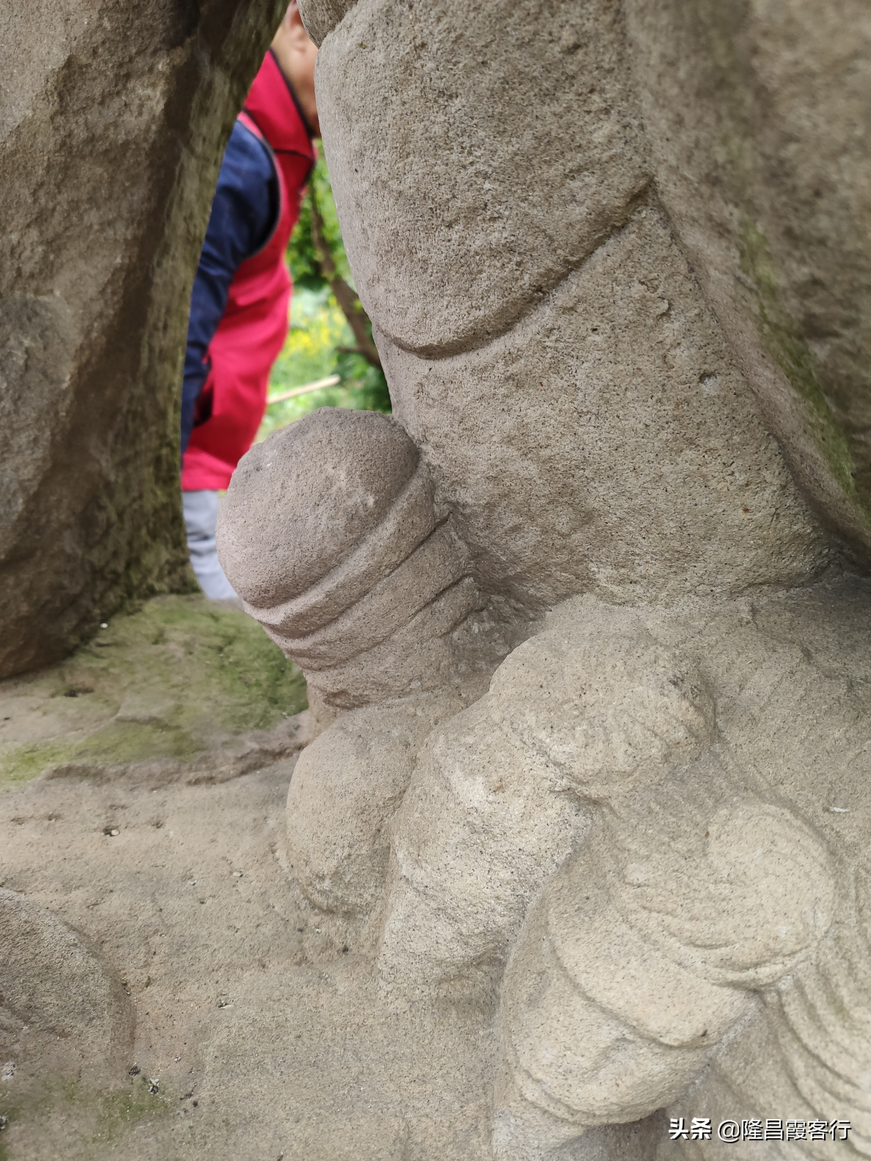 隆昌石燕桥古墓,隆昌石燕桥石狮子