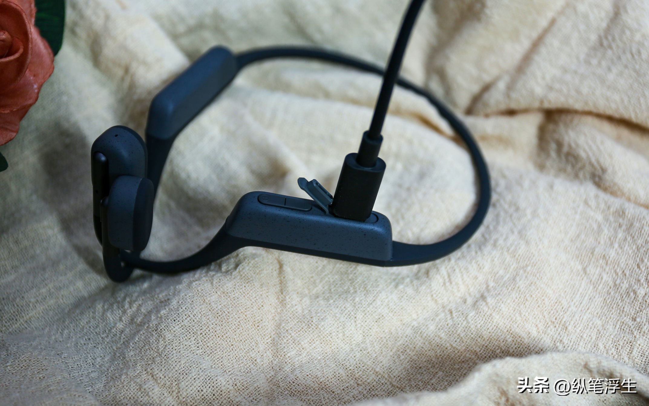 小米耳机旗舰版测评怎么样,小米骨传导夹耳式耳机测评