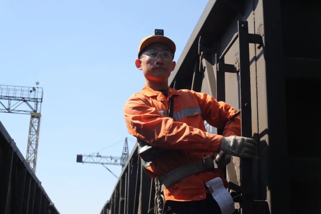 有能力去踢世界杯吗,一个普通人怎么能去踢世界杯