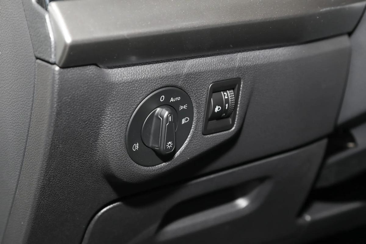 2023款朗逸和2022款朗逸哪个好,上汽大众朗逸2023款实拍