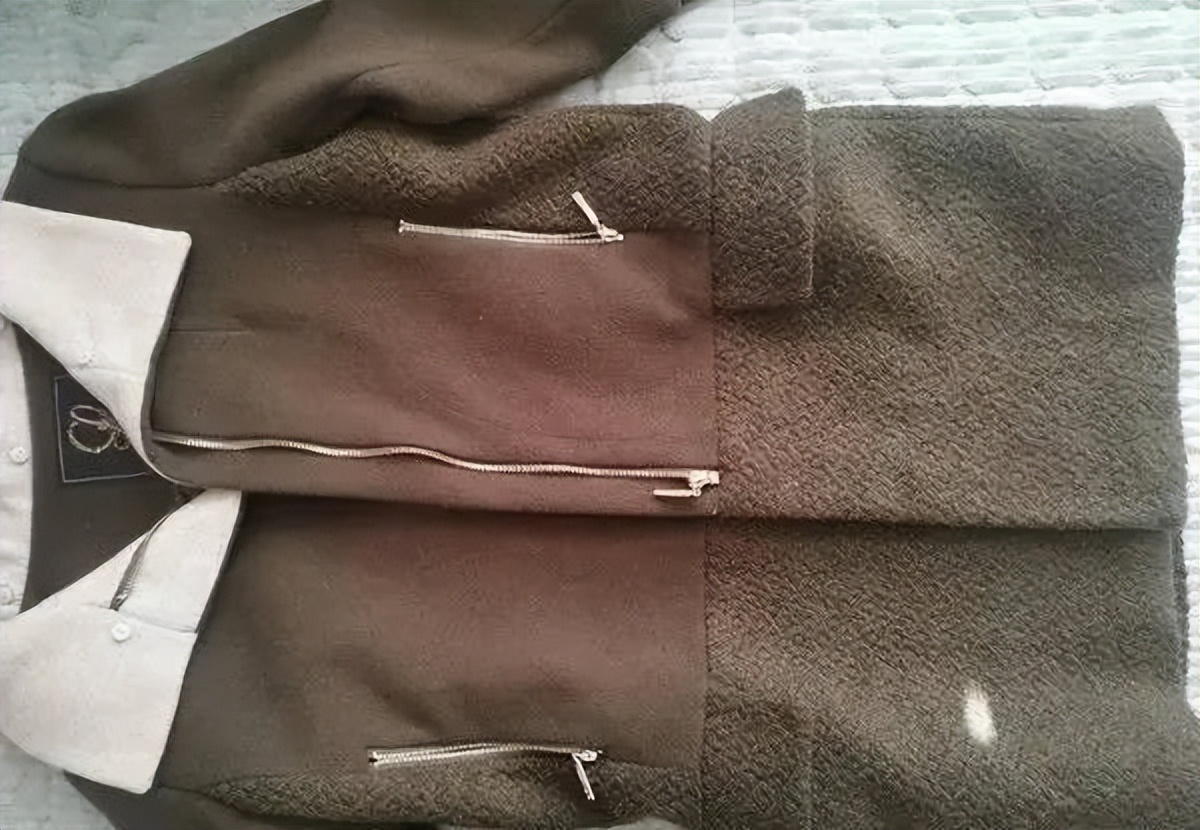 很容易粘毛的衣服该怎么洗,衣服洗完有毛絮怎么处理