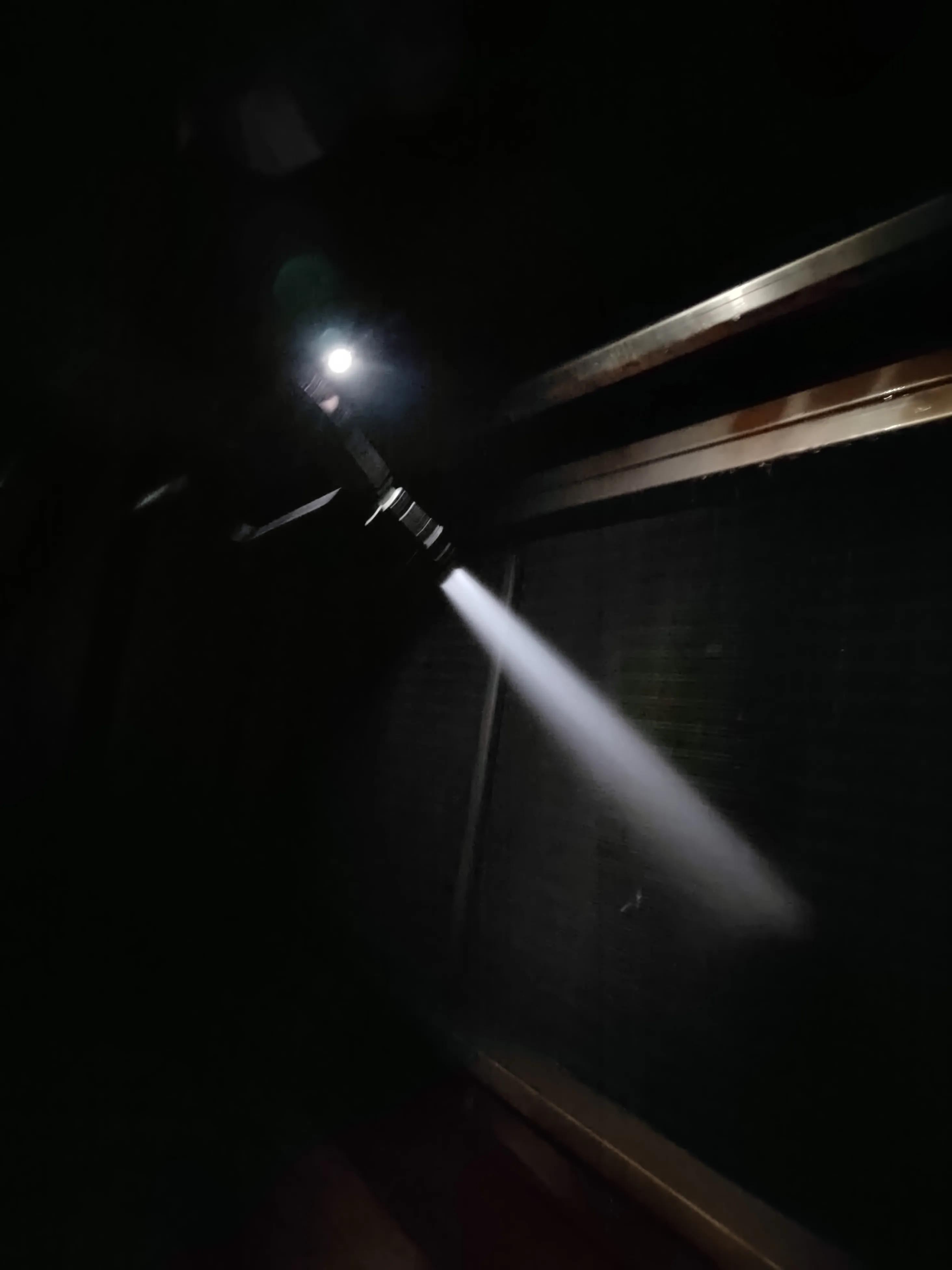 空调过滤器和空气过滤器多久更换,中央空调干燥过滤器更换