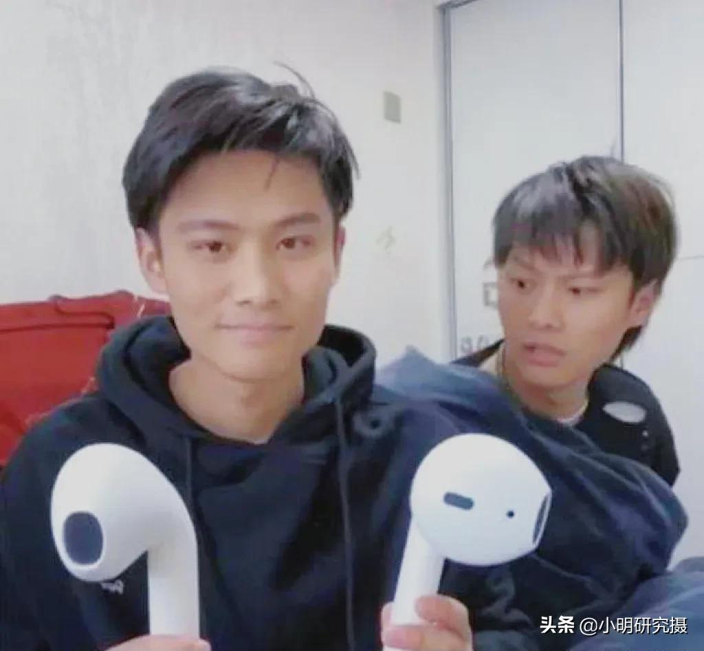 疯狂小杨哥和疯狂姐妹连麦全过程,疯狂小杨哥vs疯狂泰哥