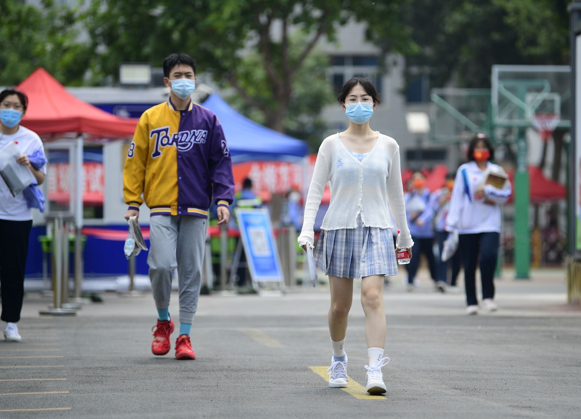 中日激烈交锋日方明确表态,新闻日本第三次世界大战