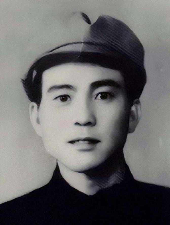 1952年，刘青山贪污上亿被判死刑，13年后，儿子考上清华不敢去
