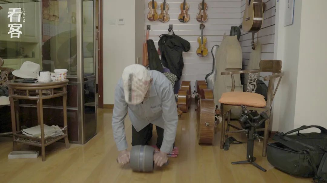 开歼20飞行员可以考驾照吗,1982年试飞员歼8