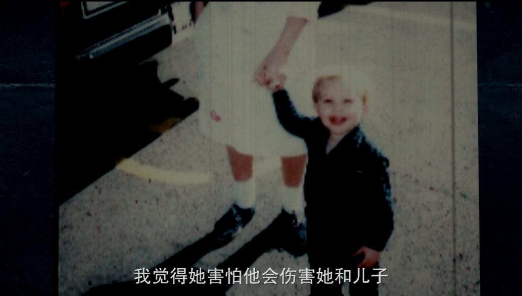 被养父绑走，性侵，被逼成脱衣舞女，美国这桩丑闻，太荒唐了