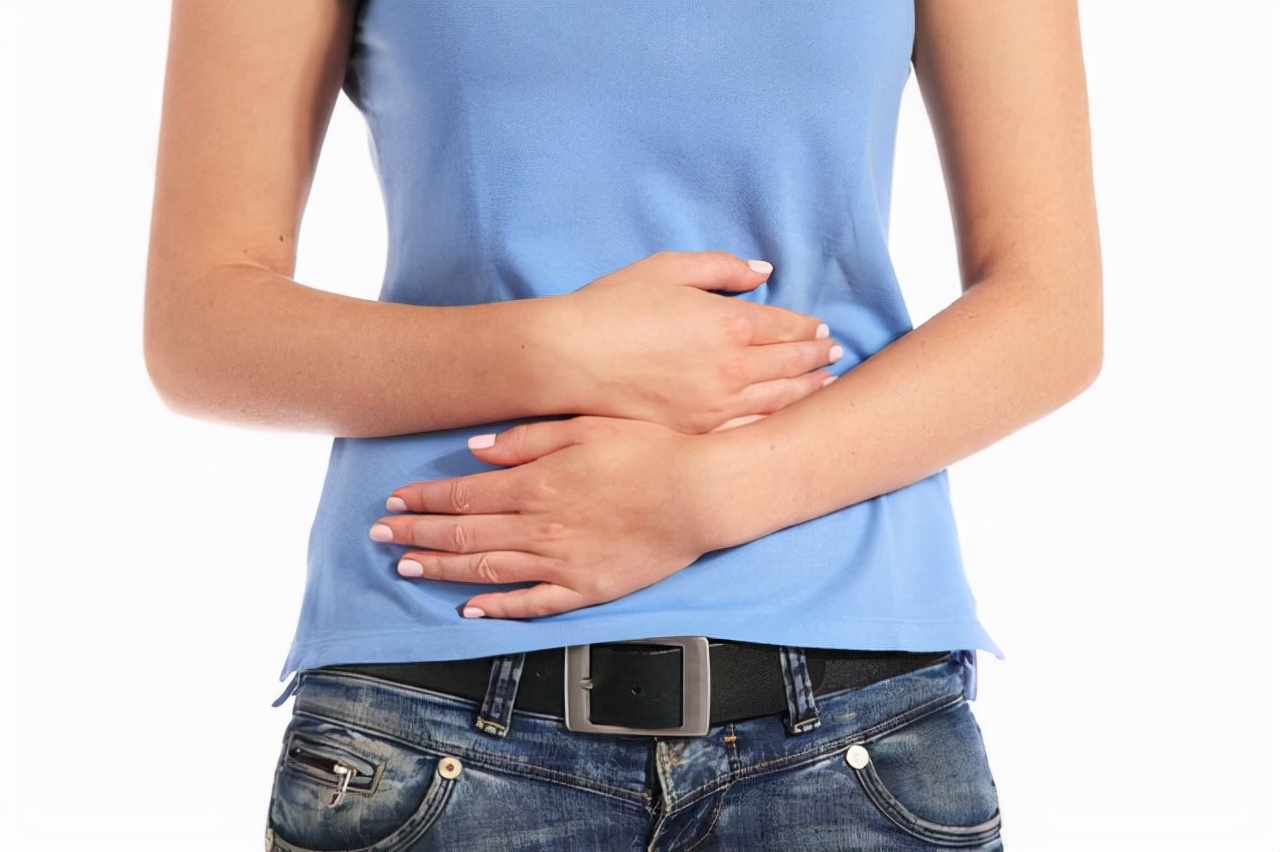 频繁放屁肚子咕咕叫,肚子咕咕叫腹胀老放屁大便不成形