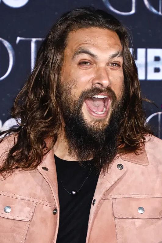 为什么明星脸上就没有胡子啊,为什么明星的脸上一点胡子也没有