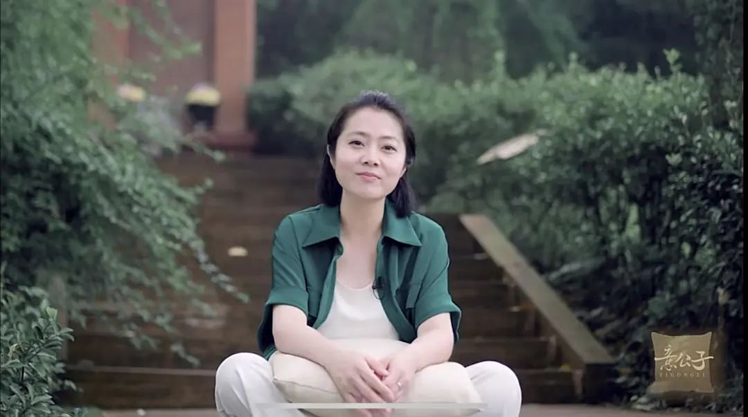 单条视频6000万点击,创业估值1亿,美女博主那么多,她可不一样