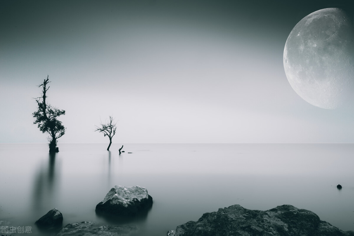 李白笔下的月光,李白与明月的不解之缘