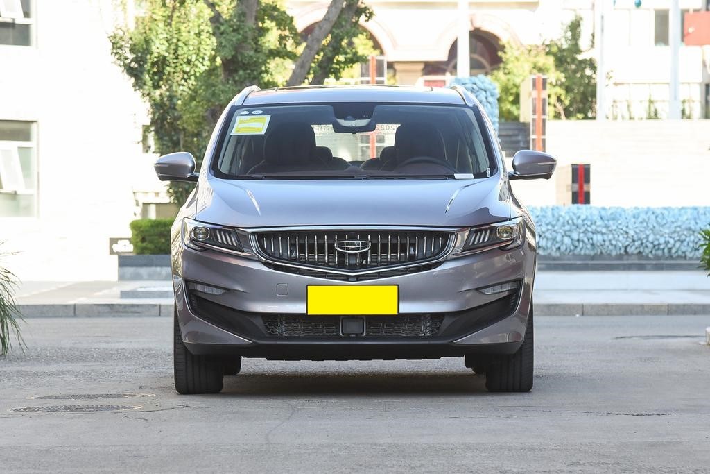 实拍2022款吉利嘉际,搭载1.8T+7DCT动力,六座布局,值得选吗?