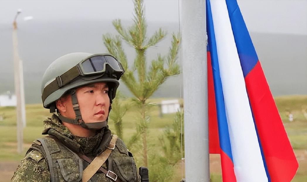 中国人不会畏惧任何事！传奇：顿巴斯“中国营”驰骋乌克兰