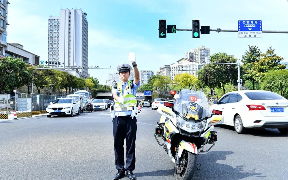 公布五一假期交通安全出行指引,五一出行请牢记交通规则