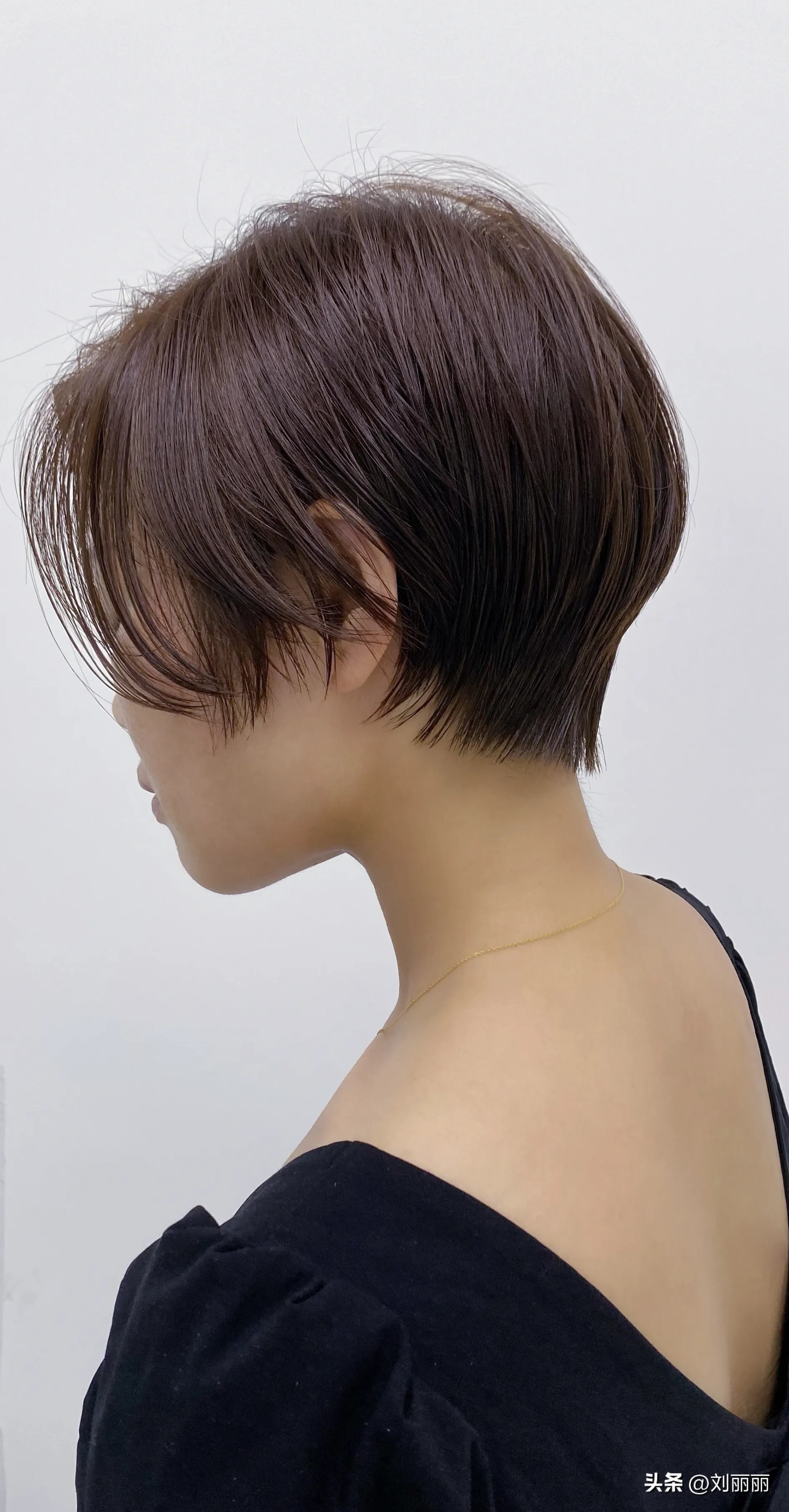 立秋第一个发型,立秋发型