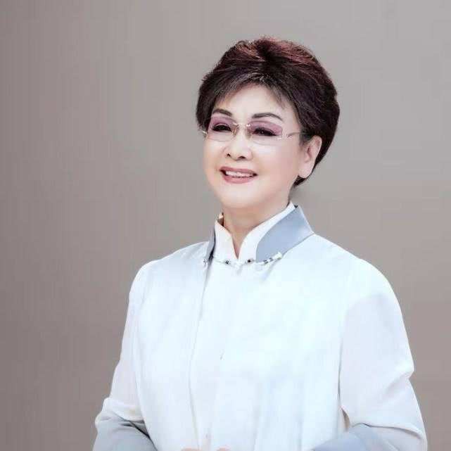 李谷一和前任丈夫结婚几年,李谷一与现任老公有子女吗