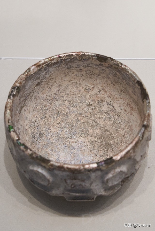 异彩纷呈：古代东西文明交流中的玻璃艺术之三（4）