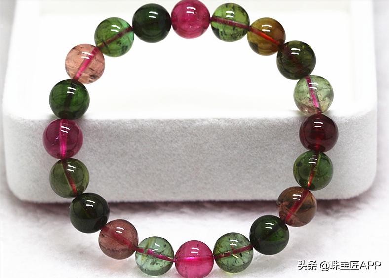 宝石的裂纹叫什么,宝石有裂痕是不是就失去价值了