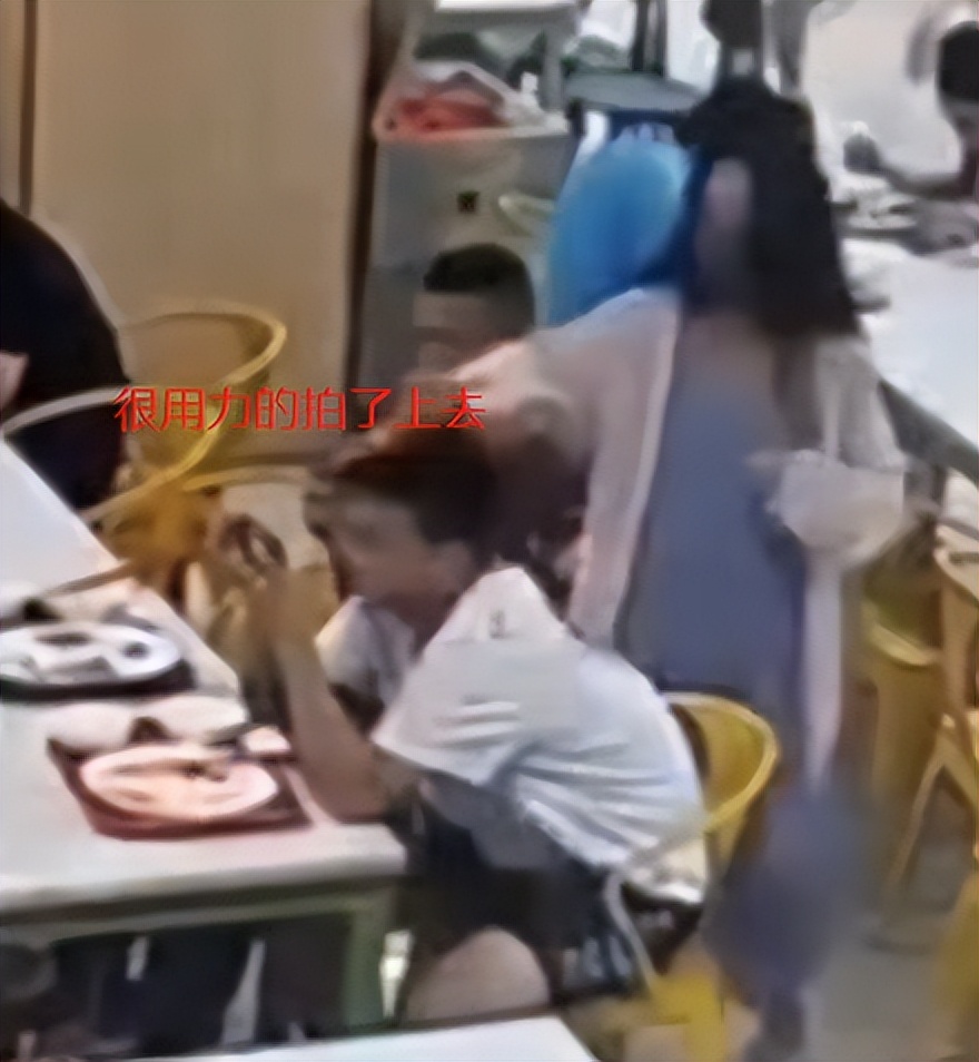 天津大学扣饭女孩被开除了吗,天津大学扣饭女孩被抓