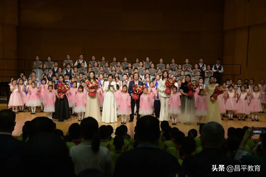 沙河市综合职教中心合唱比赛,沙河学校文艺晚会节目