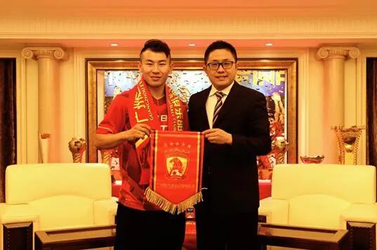 他外号猴子，被里皮称为天才！在恒大获得至高荣誉，如今效力申花