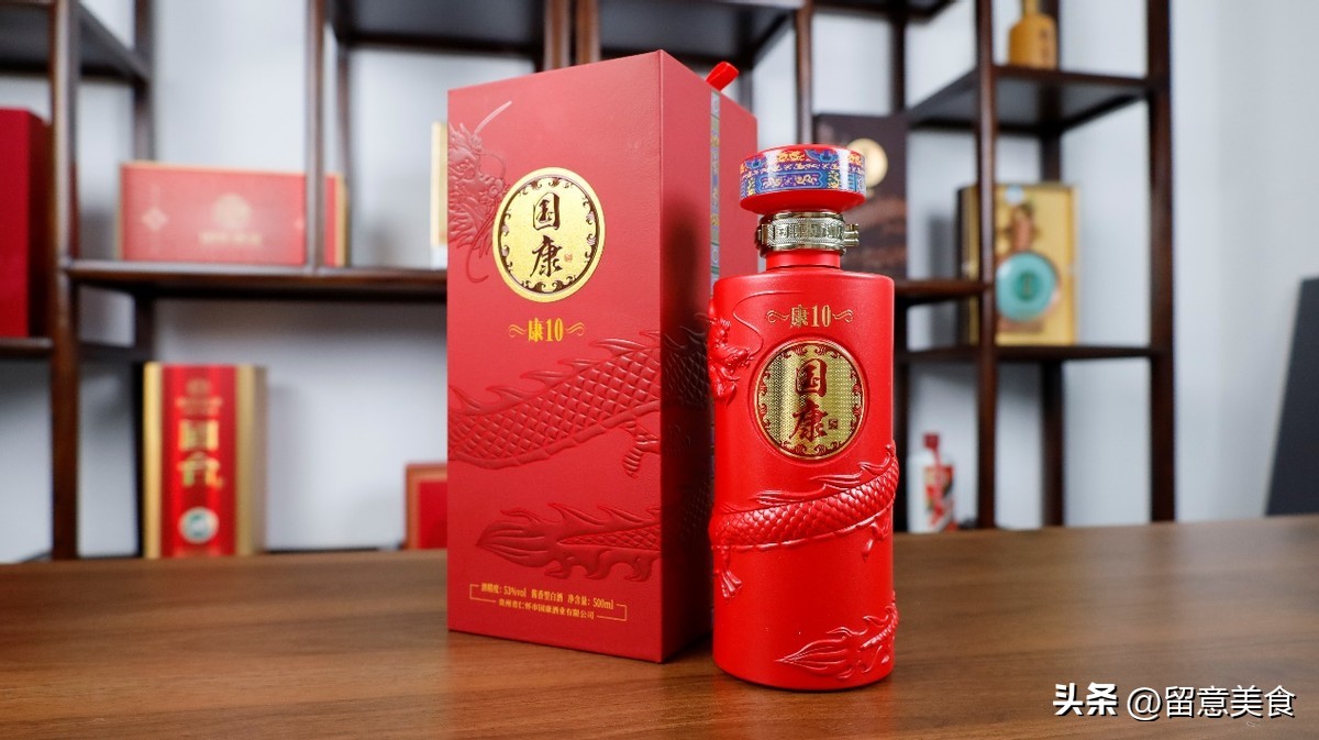 烟酒百货店生意最近很差怎么办,街边不起眼的烟酒店看似生意惨淡