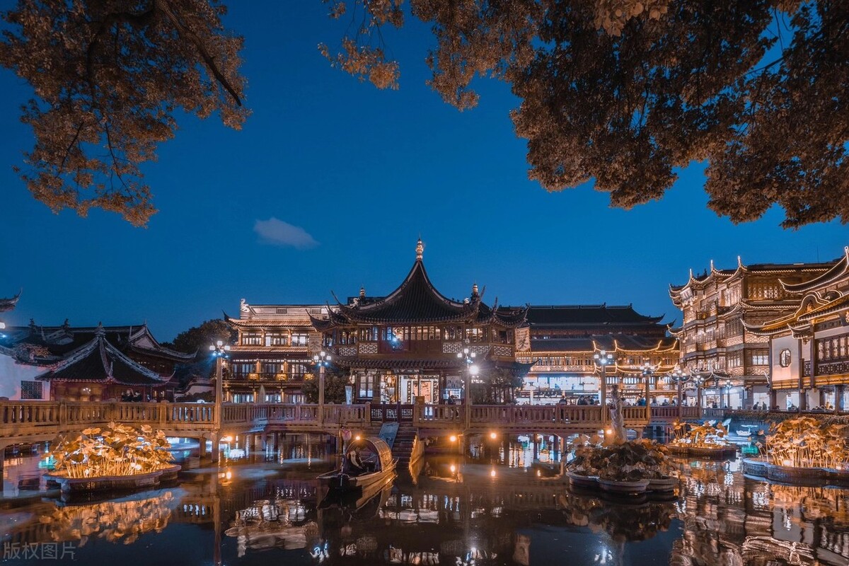 上海欢乐谷必玩十大景点,上海十大必去景点迪士尼