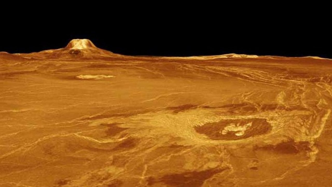 中国卫星拍摄俄乌战区图,俄乌战场卫星图对比